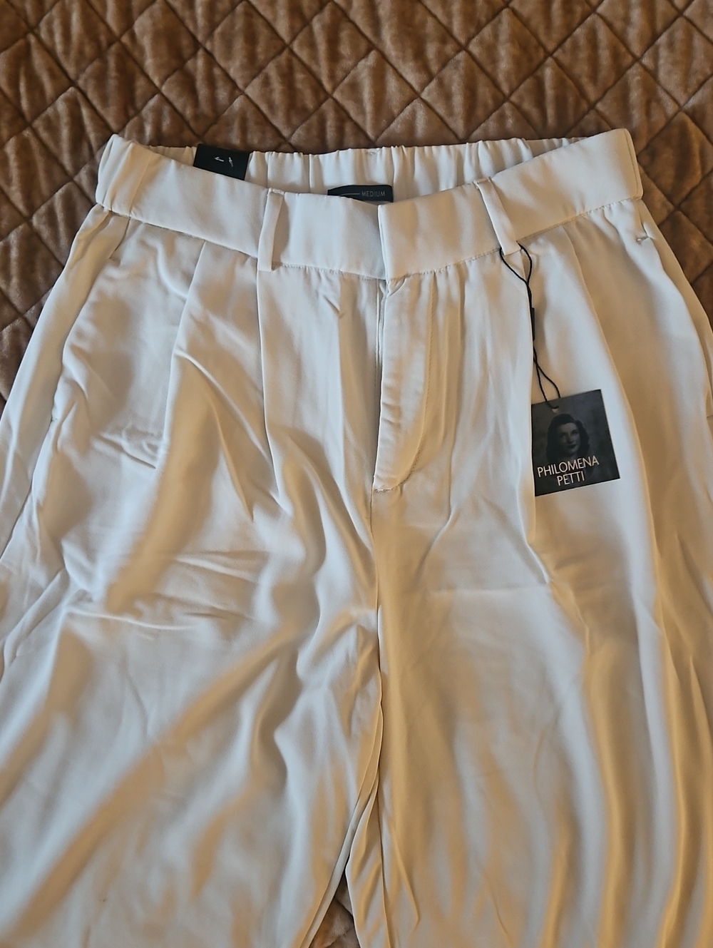 Philomena Petti Women's Cream Wide-Leg Capris